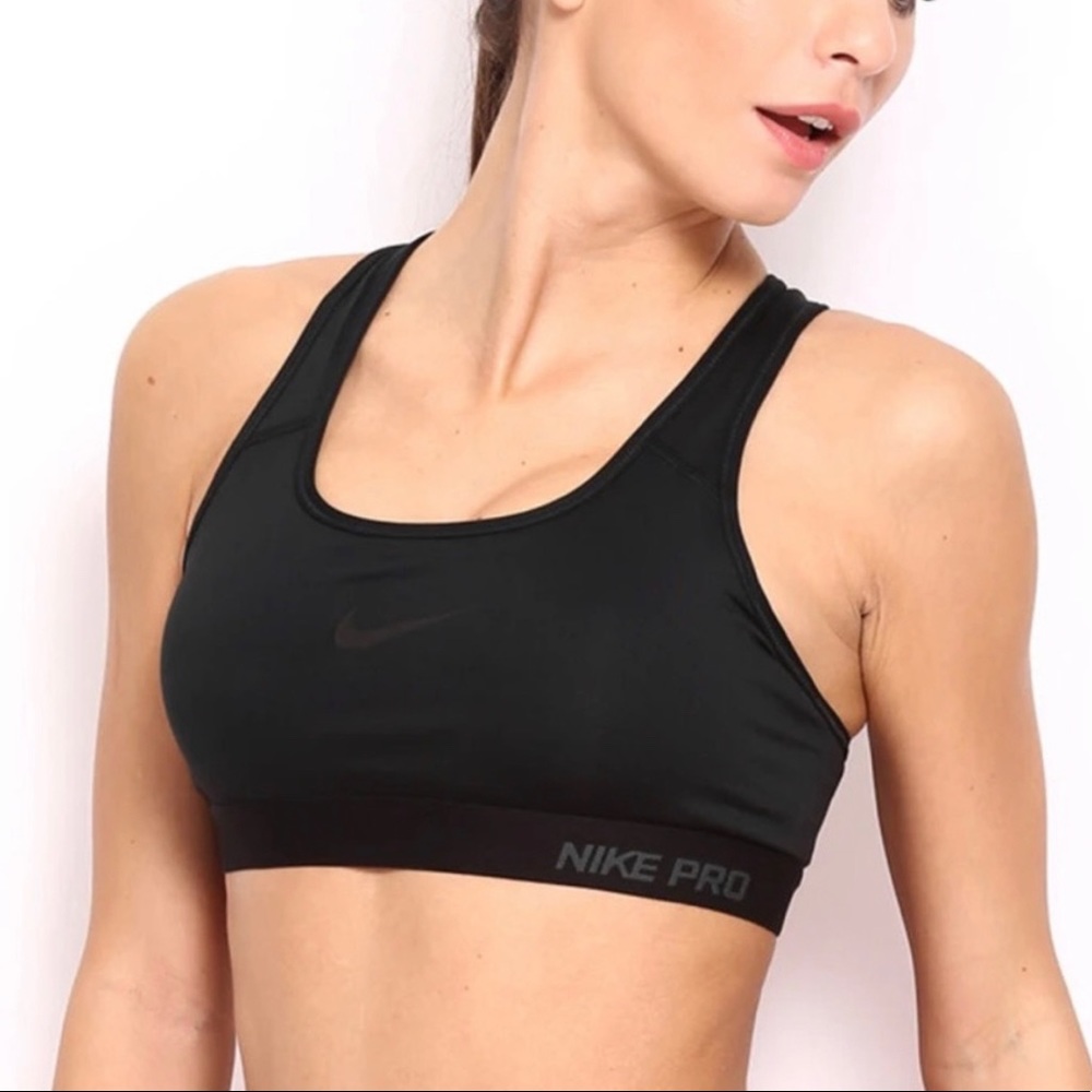 Nike Pro Dri Fit Sports Bra in Black